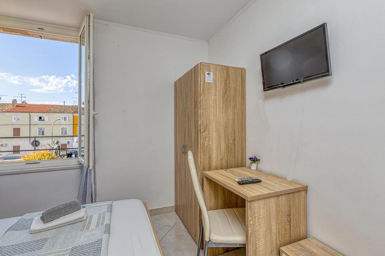 Rooms Vitoria On Joakim Square Poreč Zewnętrze zdjęcie