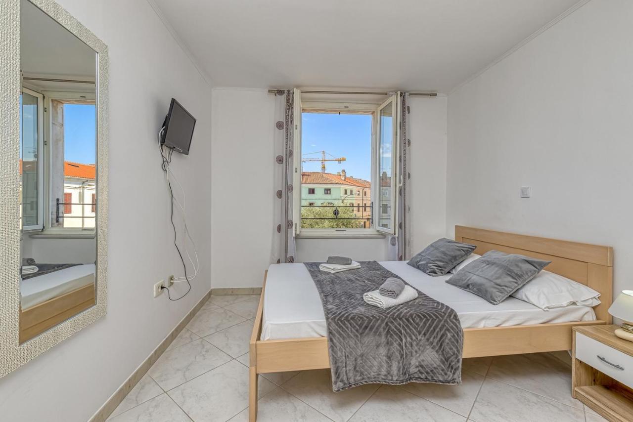 Rooms Vitoria On Joakim Square Poreč Zewnętrze zdjęcie