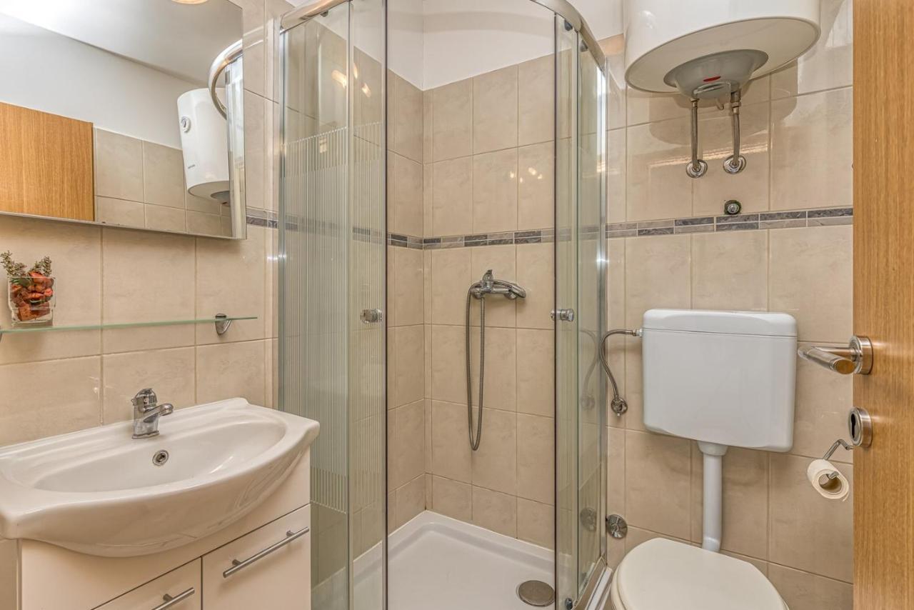 Rooms Vitoria On Joakim Square Poreč Zewnętrze zdjęcie